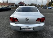 Volkswagen Phaeton Sedan / Limuzína 3,0 l 176 kw