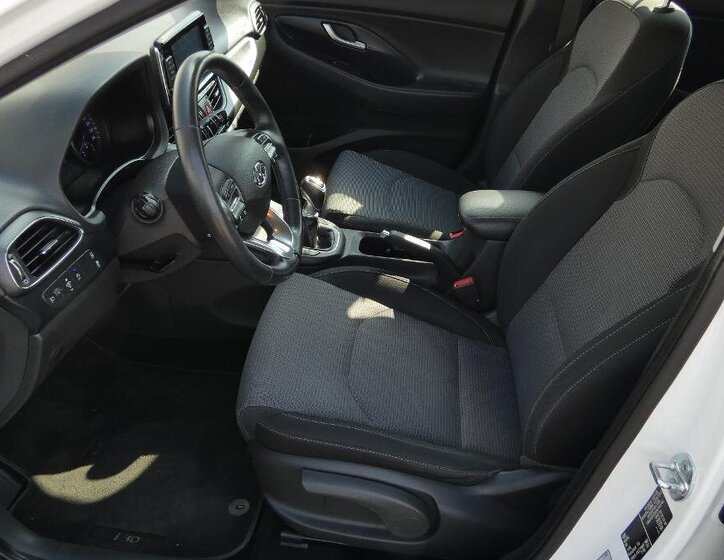 Hyundai i30 Kombi 998,0 88 kw