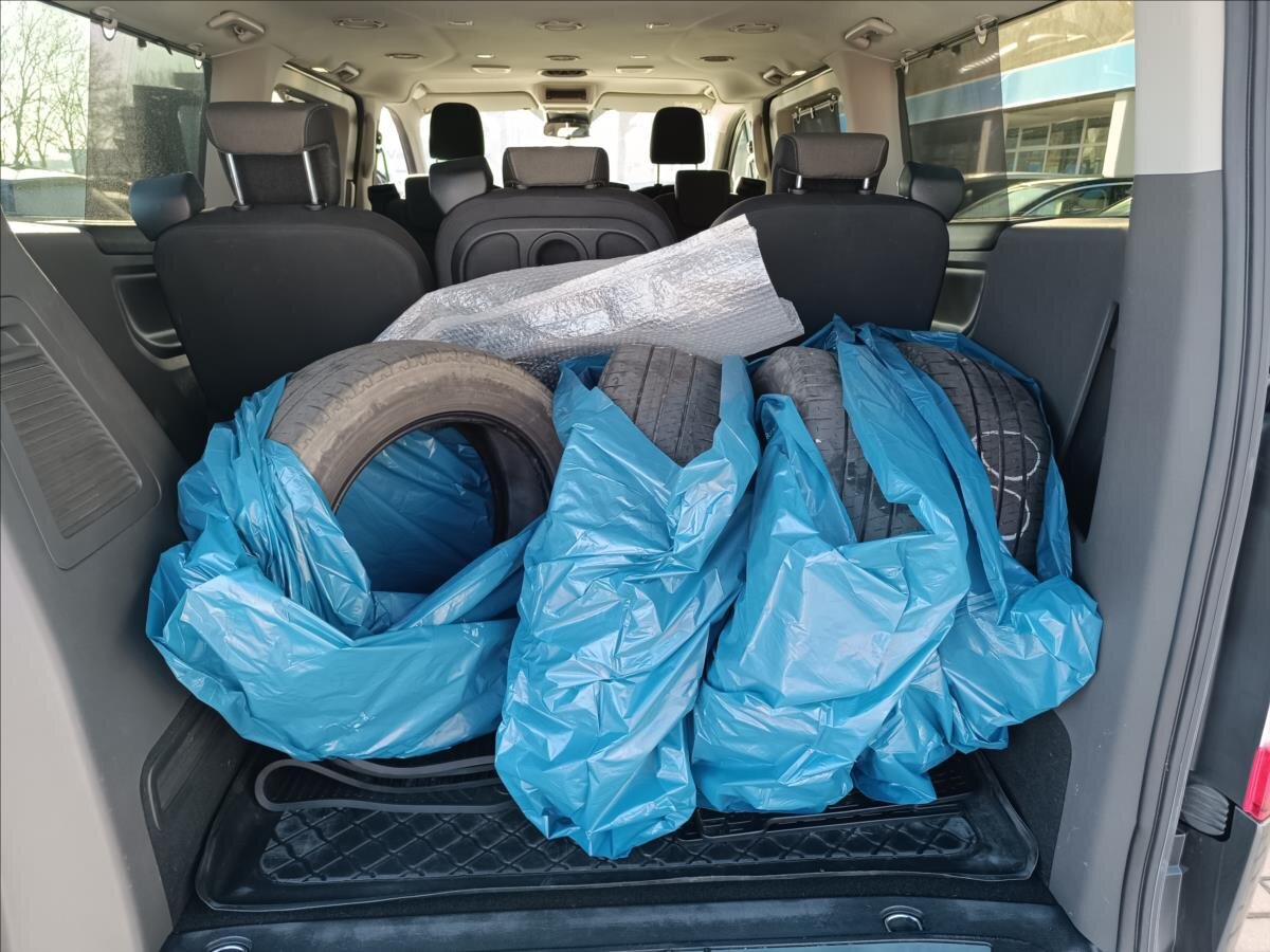 Ford Tourneo Custom MPV 2,0 l 110 kw