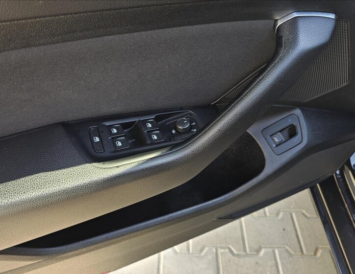 Volkswagen Passat Kombi 2,0 l 110 kw