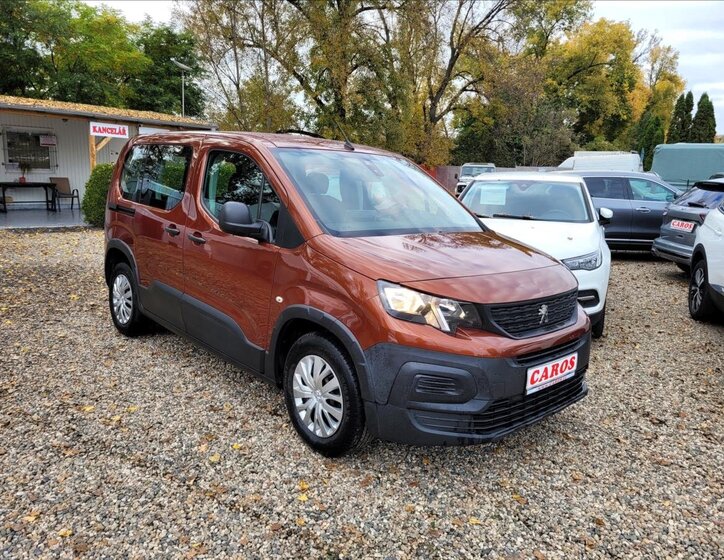 Peugeot Rifter MPV 1,5 l 75 kw