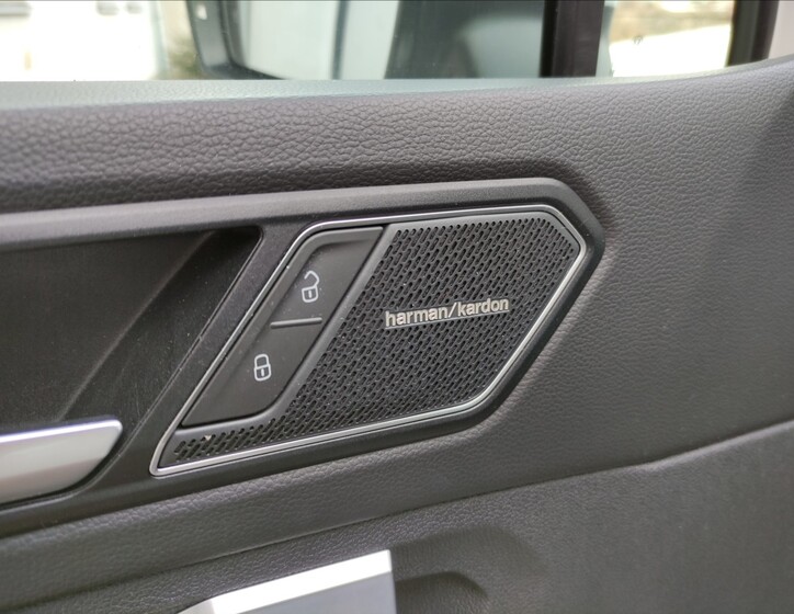 Volkswagen Tiguan 10