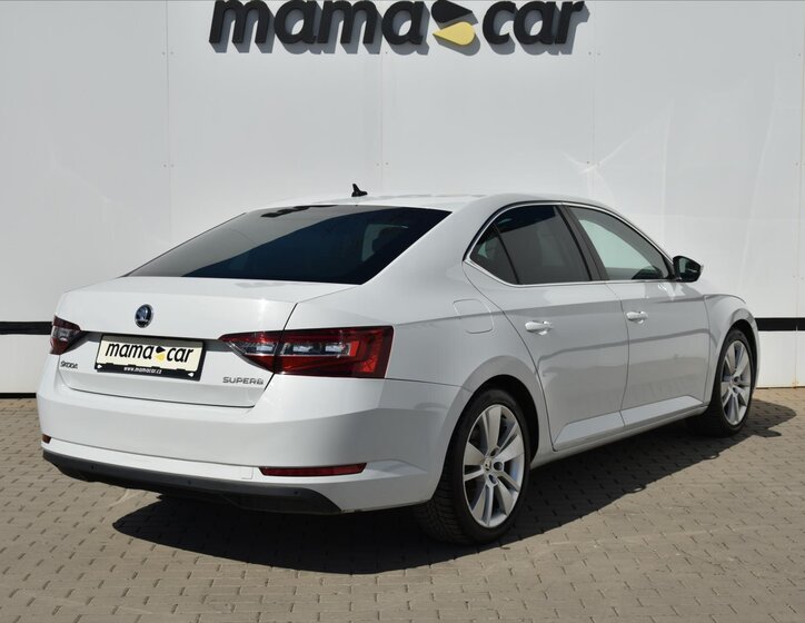 Škoda Superb Liftback 2,0 l 110 kw