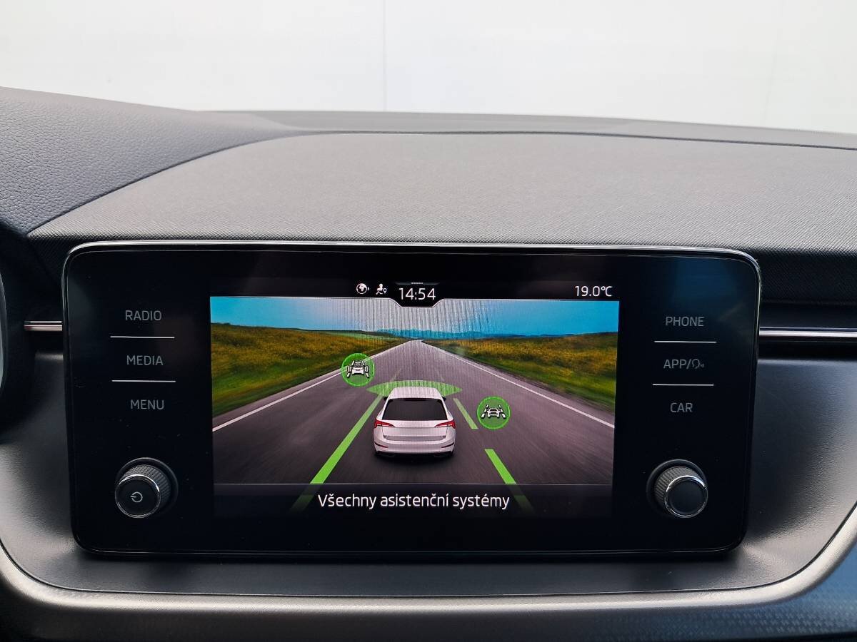 Škoda Scala Hatchback 1,5 l 110 kw