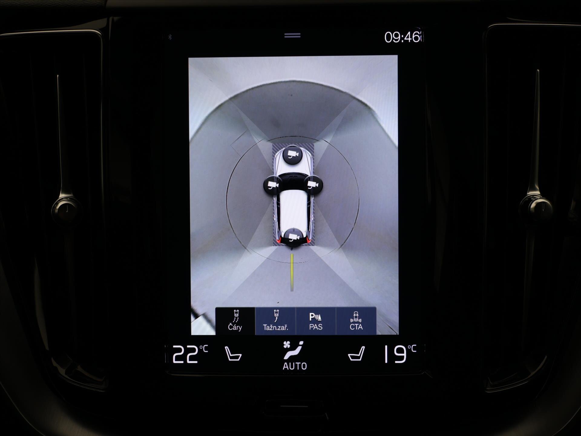 Volvo XC60 SUV / Terénní 2,0 l 145 kw