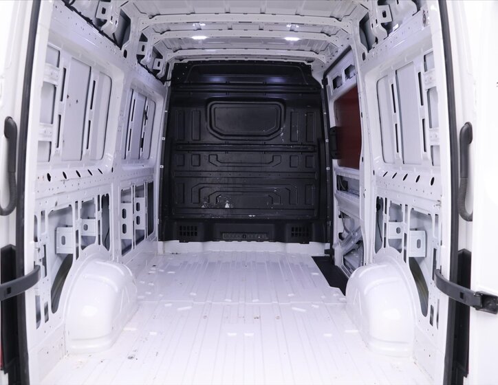 Volkswagen Crafter Ostatní 2,0 l 130 kw