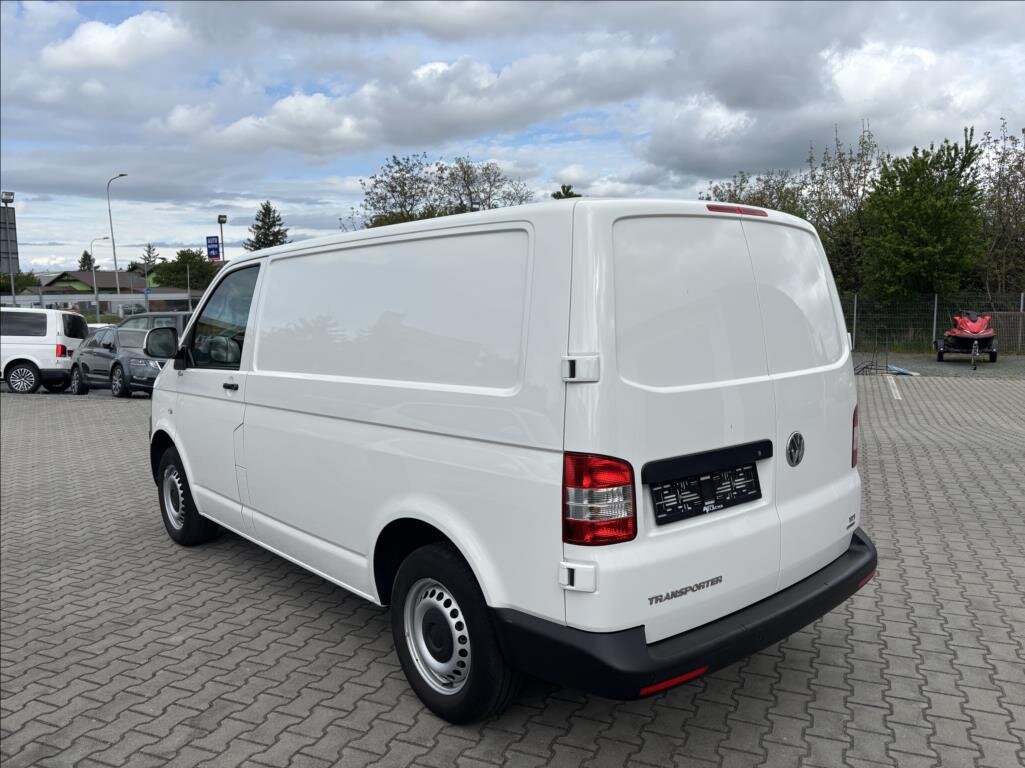 Volkswagen Transporter Skříň 2,0 l 84 kw