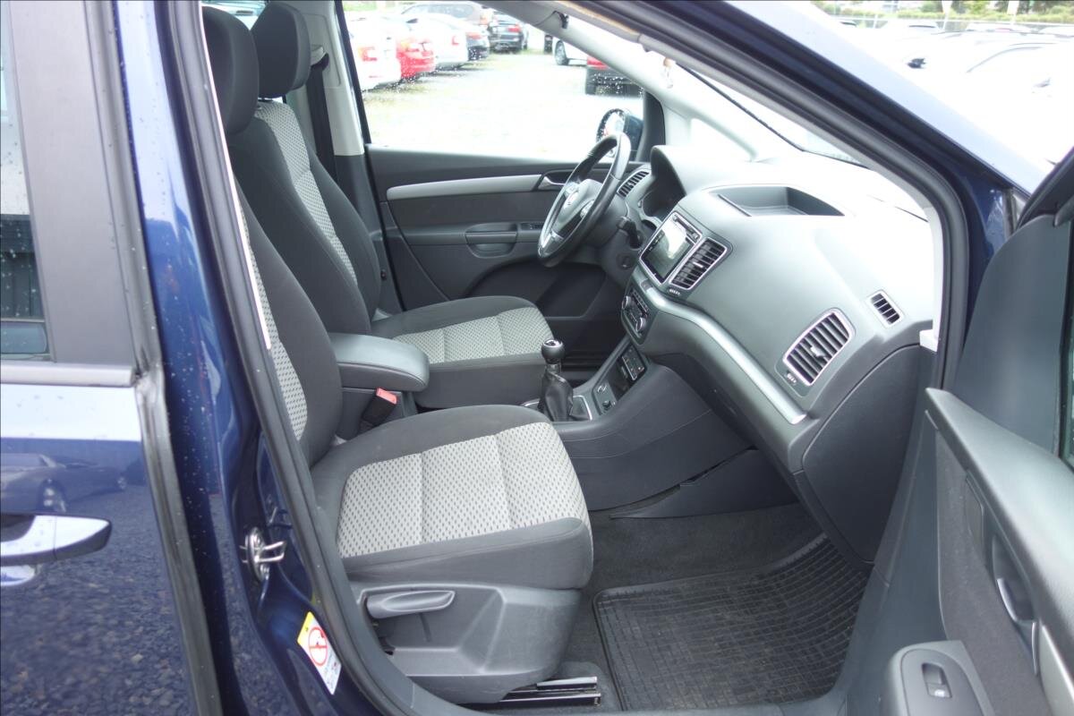 Volkswagen Sharan MPV 2,0 l 100 kw