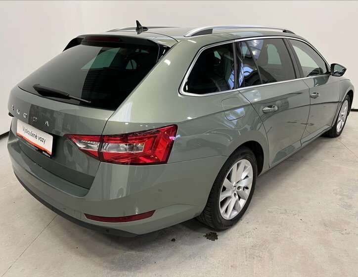 Škoda Superb Kombi 2,0 l 110 kw