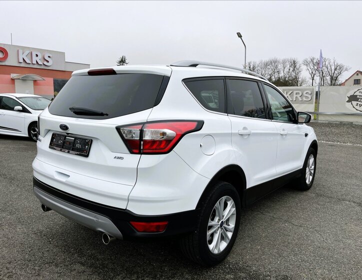 Ford Kuga Kombi 2,0 l 132 kw