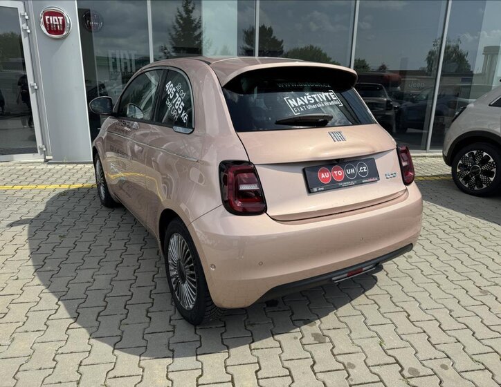 Fiat 500e Hatchback 0,0 87 kw
