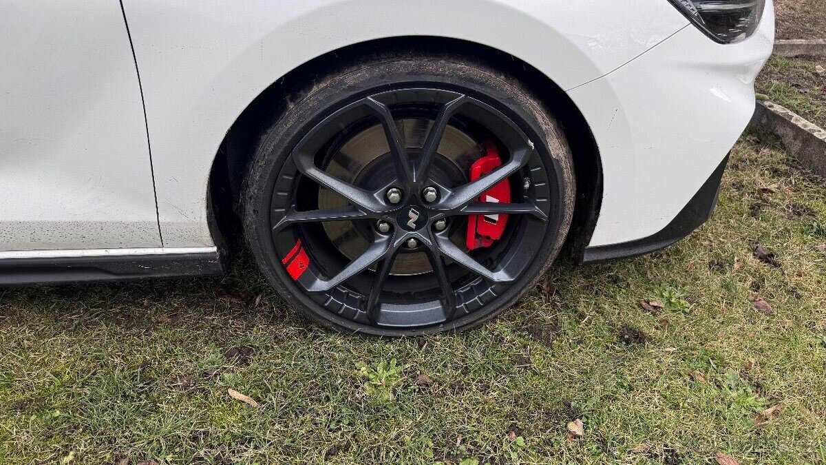 Hyundai i30 Hatchback 0,0 206 kw