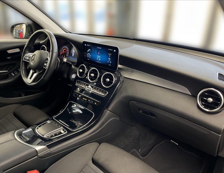 Mercedes-Benz GLC 14