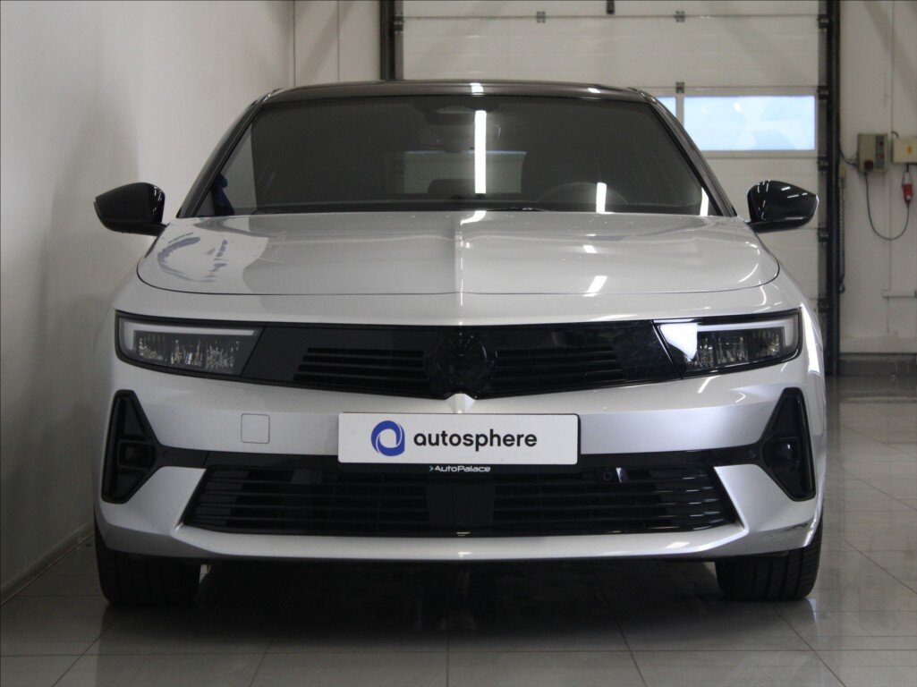 Opel Astra Hatchback 1,2 l 96 kw