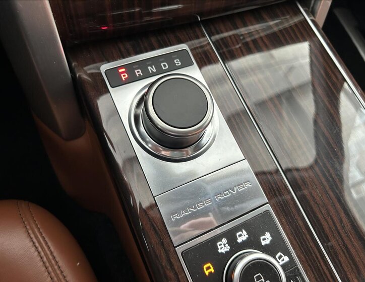 Land Rover Range Rover SUV / Terénní 3,0 l 190 kw