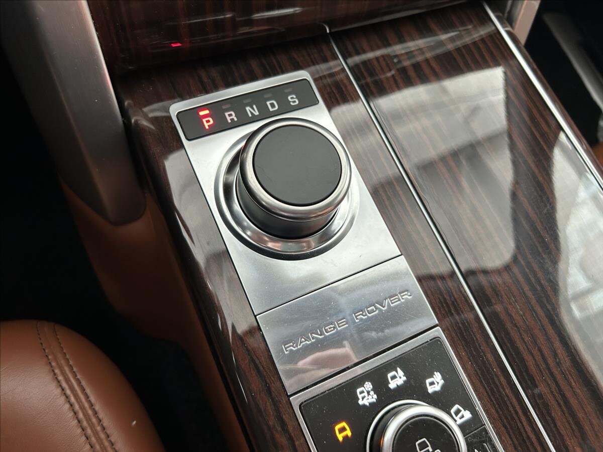 Land Rover Range Rover SUV / Terénní 3,0 l 190 kw