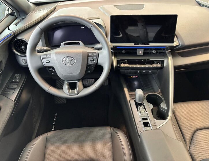 Toyota C-HR SUV 1,8 l 103 kw