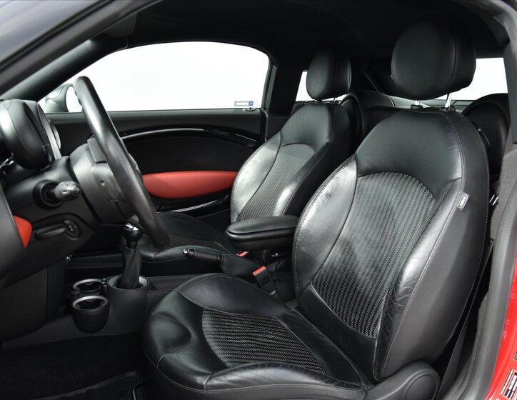 Mini Cooper S Kupé 1,6 l 135 kw