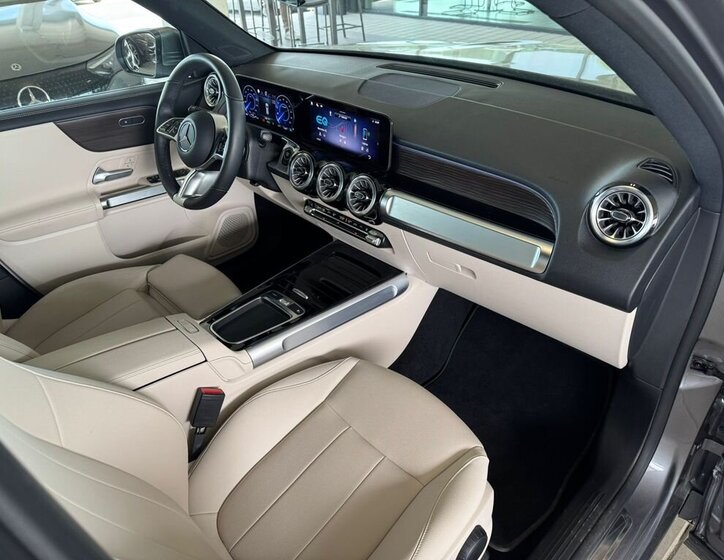 Mercedes-Benz EQB SUV / Terénní 0,0 168 kw