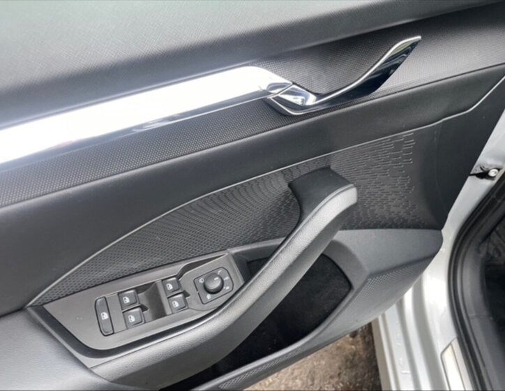 Škoda Octavia Kombi 2,0 l 85 kw