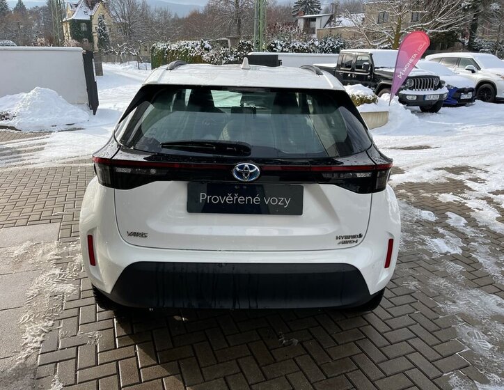 Toyota Yaris Cross SUV 1,5 l 68 kw