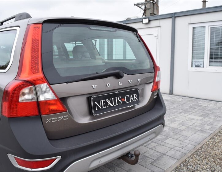 Volvo XC70 Kombi 2,4 l 120 kw