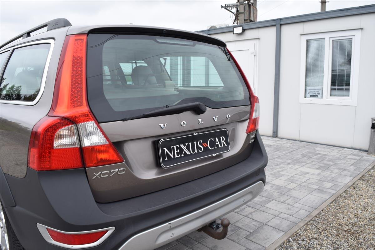 Volvo XC70 Kombi 2,4 l 120 kw