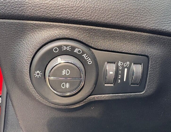 Jeep Compass SUV / Terénní 0,0 103 kw