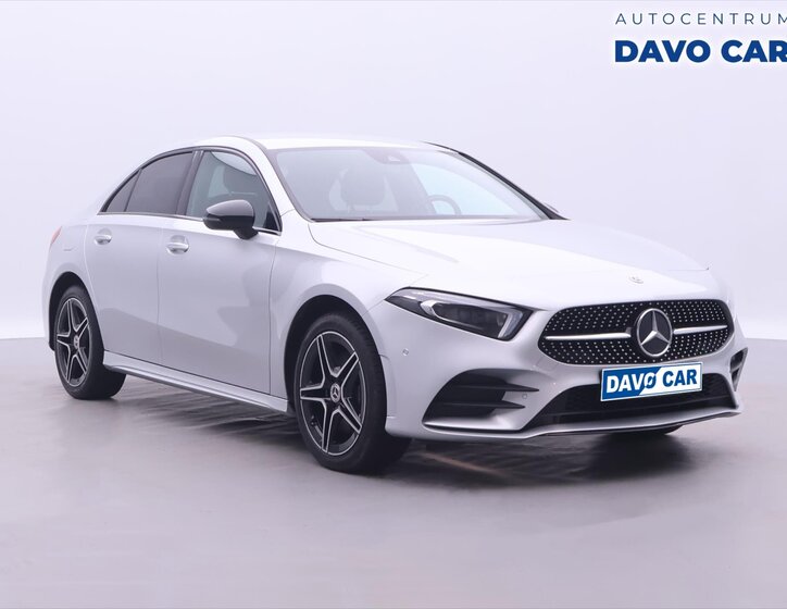 Mercedes-Benz Třídy A Sedan / Limuzína 1,3 l 118 kw