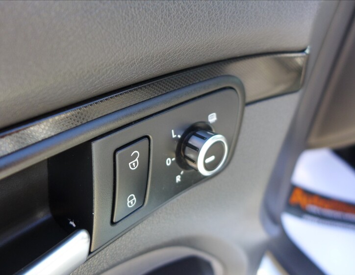 Volkswagen Touran 16