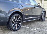 Volvo XC90 23