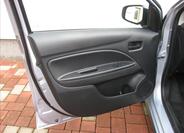 Mitsubishi Space Star 13