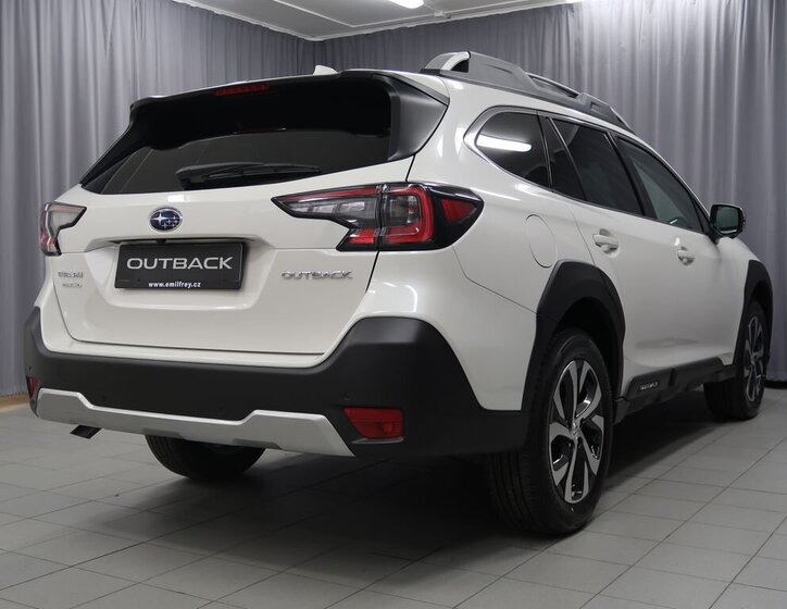 Subaru Outback Kombi 2,5 l 124 kw