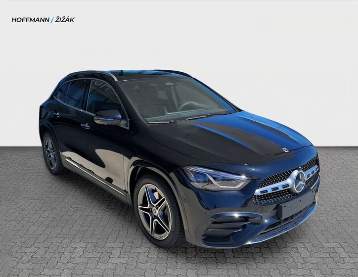 Mercedes-Benz GLA 3