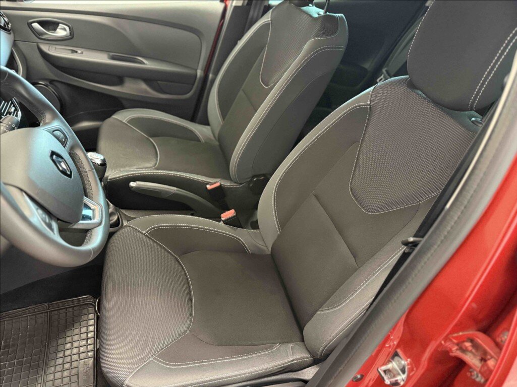 Renault Clio Hatchback 1,1 l 54 kw