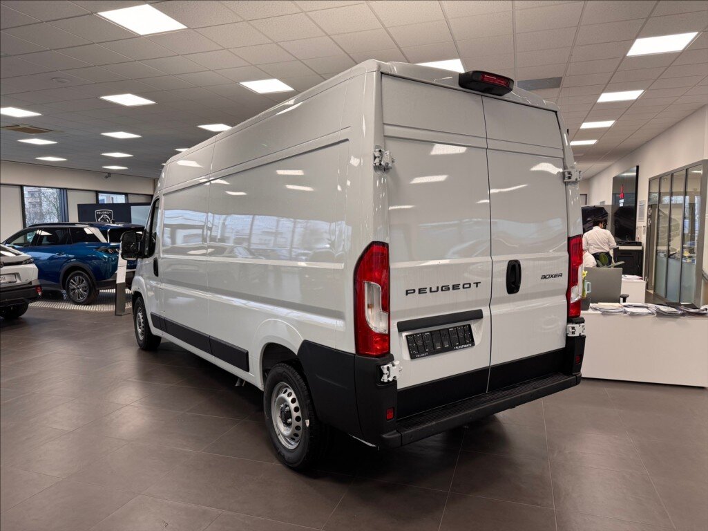 Peugeot Boxer Skříň 2,2 l 132 kw