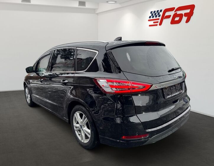 Ford S-MAX 4