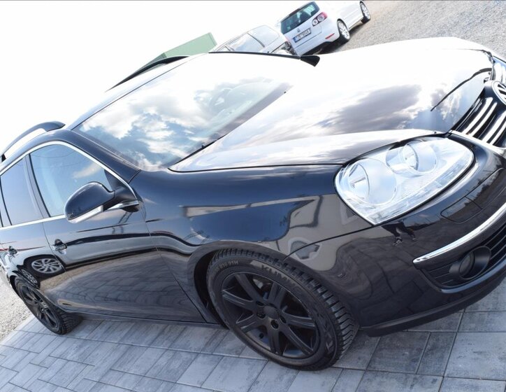 Volkswagen Golf Kombi 1,6 l 75 kw