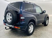 Mitsubishi Pajero SUV / Terénní 2,5 l 85 kw