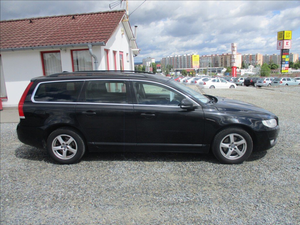 Volvo V70 Kombi 2,0 l 133 kw
