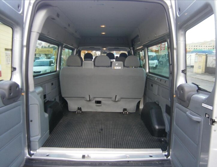 Ford Transit 7