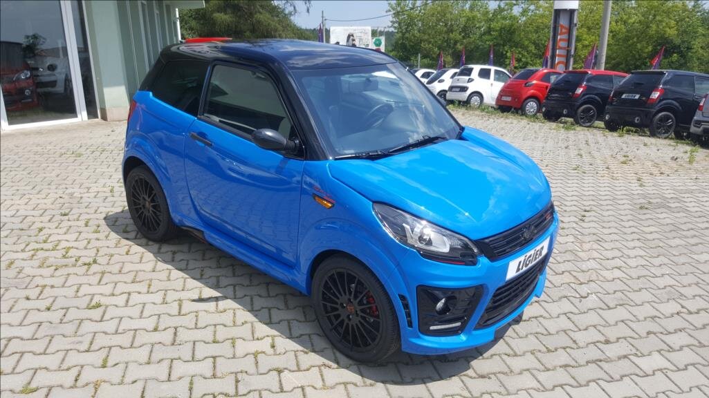 Ligier JS 50 L Hatchback 478,0 6 kw