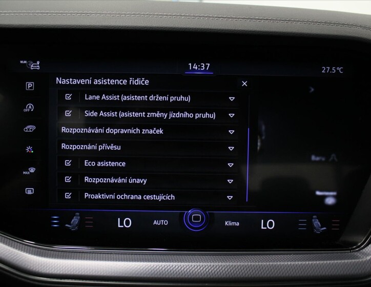 Volkswagen Touareg 16