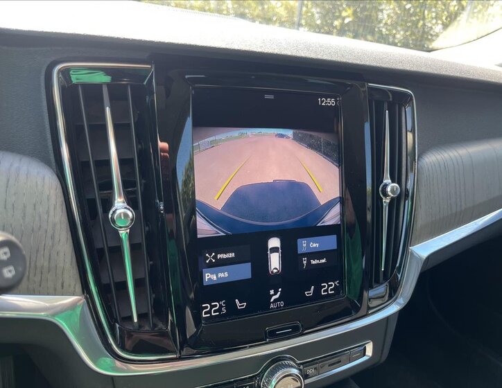 Volvo V90 Kombi 2,0 l 145 kw