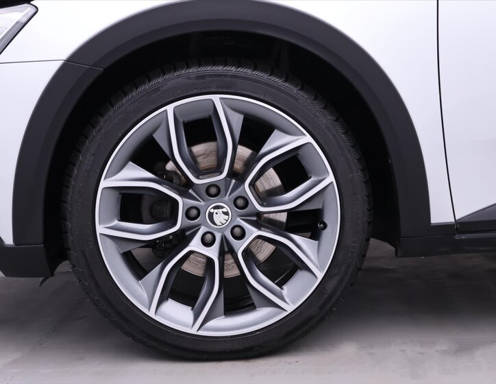 Škoda Superb Kombi 2,0 l 140 kw