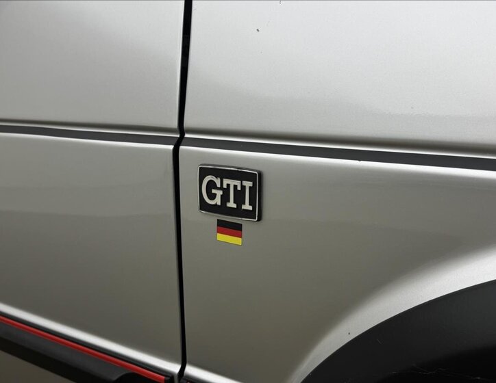 Volkswagen Golf Sedan / Limuzína 1,8 l 79 kw