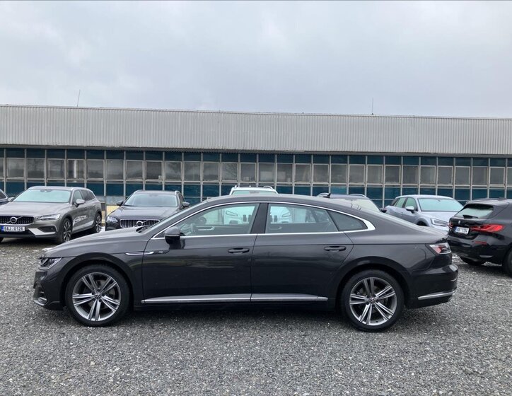 Volkswagen Arteon Liftback 2,0 l 110 kw