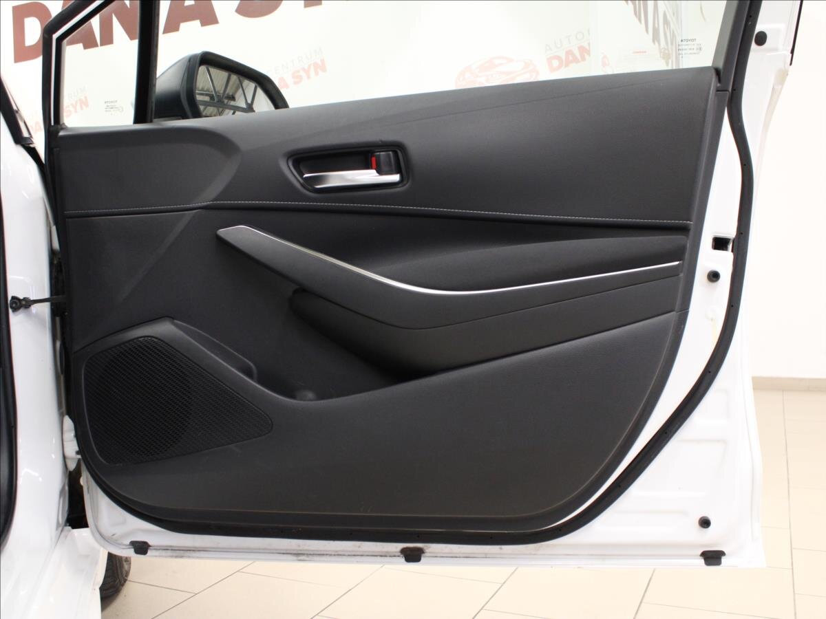 Toyota Corolla Hatchback 1,2 l 85 kw