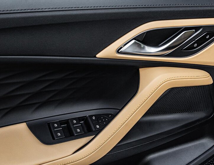 MG HS SUV 1,5 l 125 kw