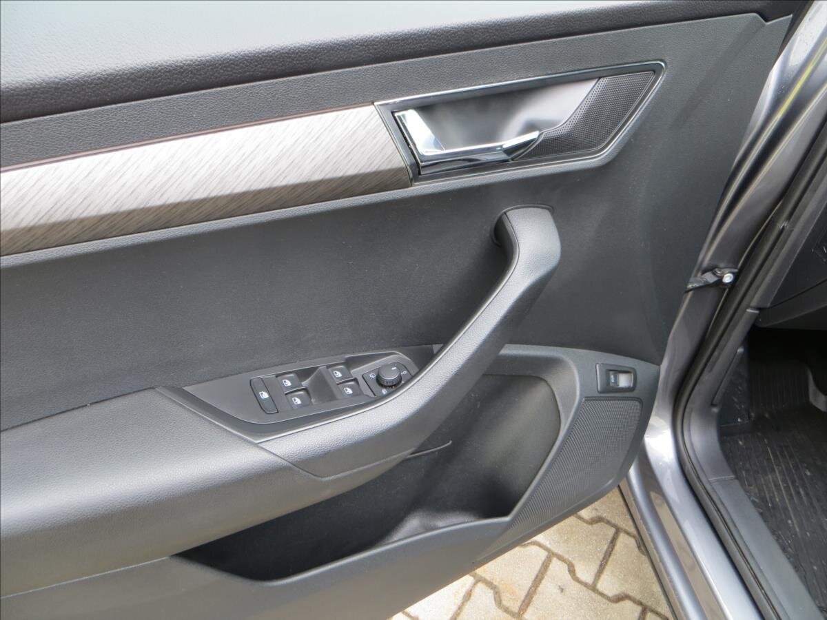 Škoda Karoq SUV 2,0 l 110 kw